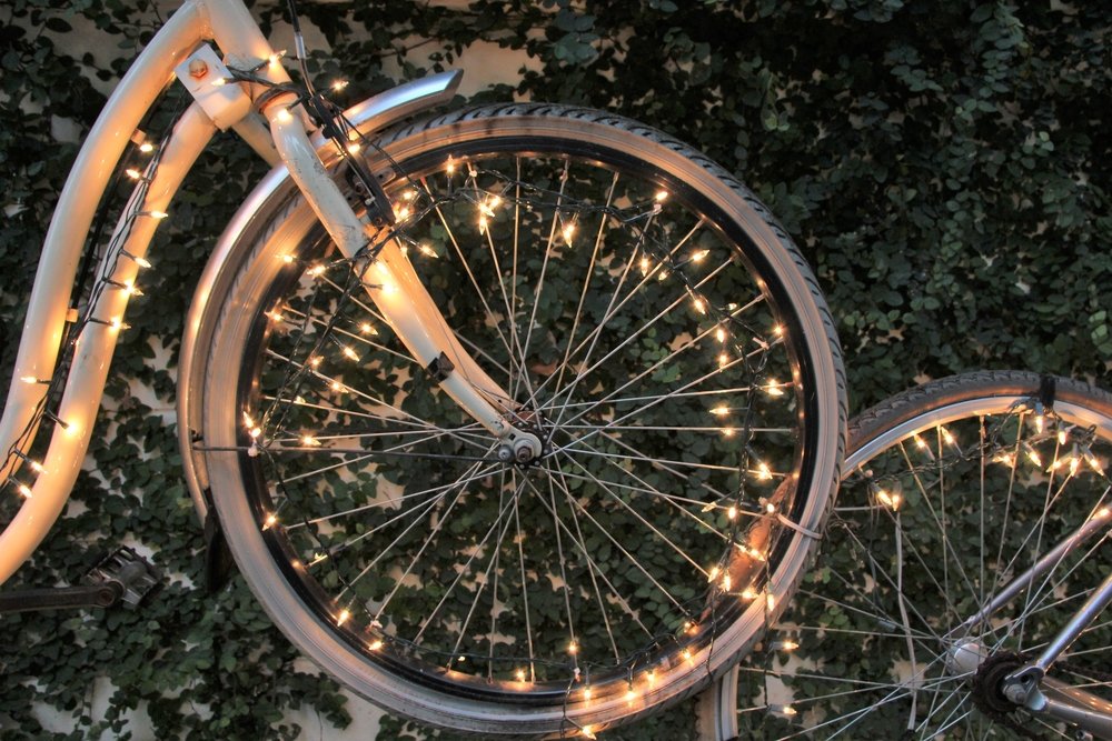 11 vánočních dárků pro cyklisty, které potěší a nenabourají váš rozpočet