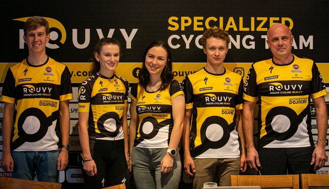 Cyklistický tým České spořitelny Specialized Junior se mění na Rouvy Specialized Cycling Team