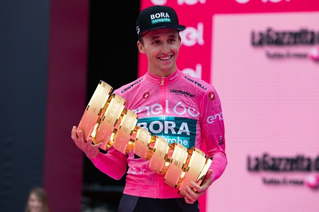 Jai Hindley: Před rokem byl na dně, teď vyhrál Giro