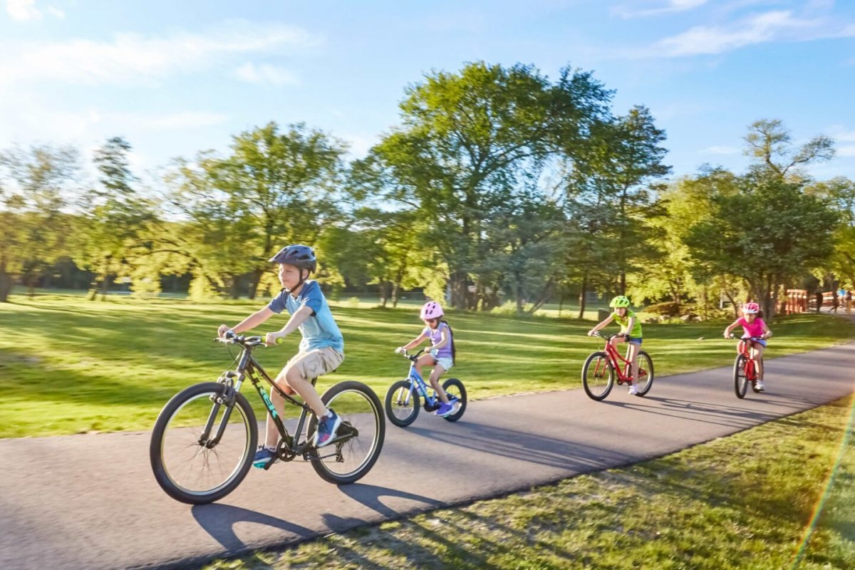 Jak motivovat děti k cyklistice a nevzít jim radost z kola