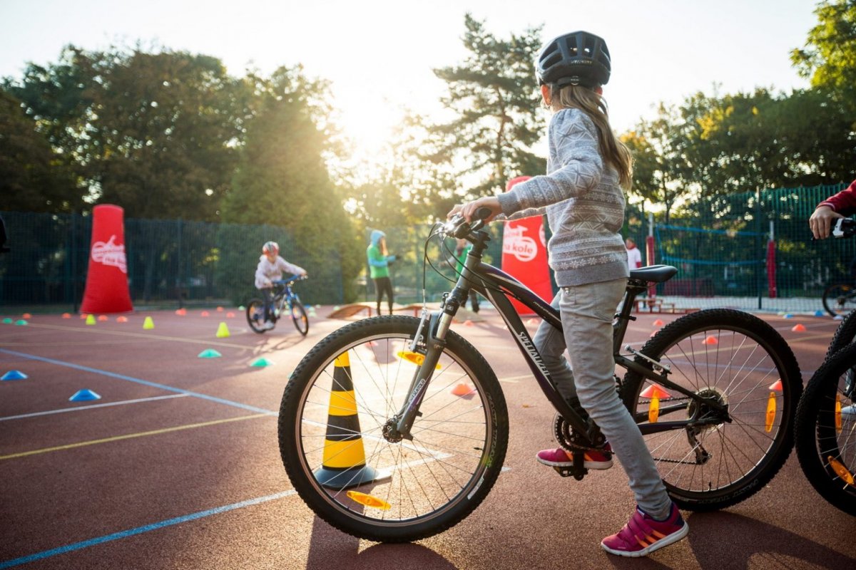 Jak naučit dítě na kole I. Odrážedla a přídavná kolečka